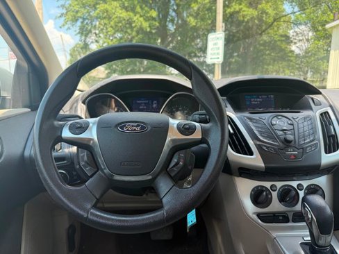 Used 2013 Ford Focus SE image 9