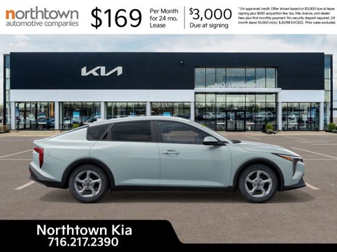 New 2025 Kia K4 LXS image 8