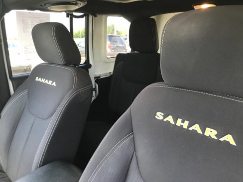 Used 2014 Jeep Wrangler Unlimited Sahara w/ Connectivity Group image 7
