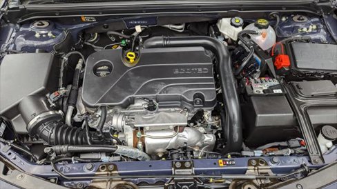 Used 2025 Chevrolet Malibu LT image 32