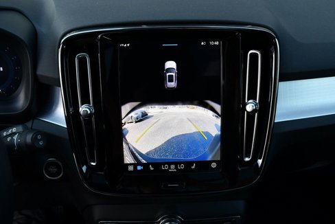 Used 2025 Volvo XC40 B5 Core image 53