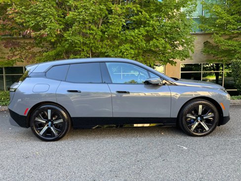 Used 2023 BMW iX M60 w/ Executive Package image 11