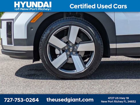 Used 2025 Hyundai Santa Fe Limited image 10