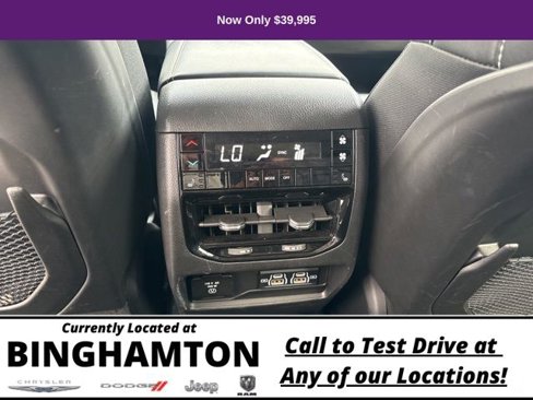 Used 2023 Jeep Grand Cherokee L Limited w/ Black Appearance Package image 26