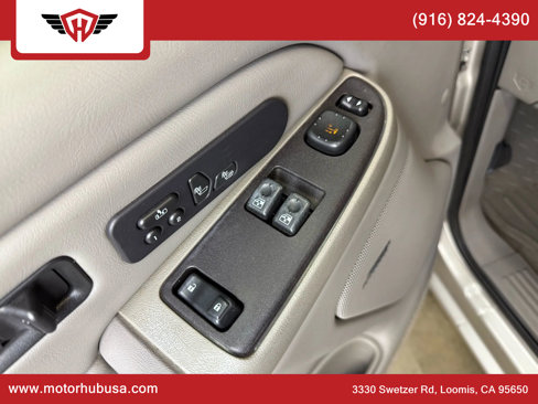 Used 2004 Chevrolet Silverado 2500 LT w/ Heavy-Duty Power Package image 36