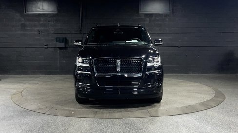 Used 2024 Lincoln Navigator Reserve image 30