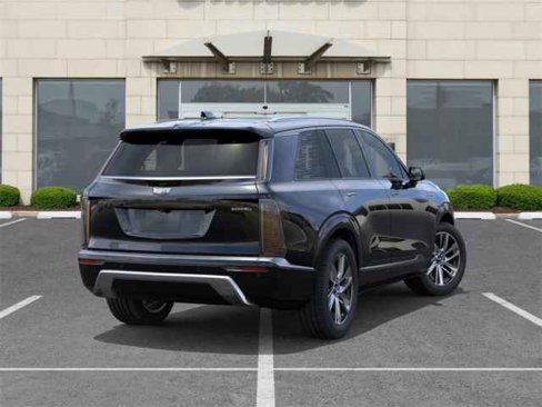 New 2026 Cadillac Vistiq Luxury w/ LPO, Floor Liner Package image 5