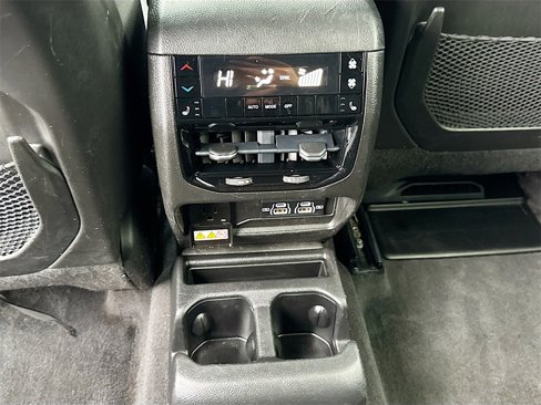Used 2022 Jeep Grand Cherokee L Limited image 24