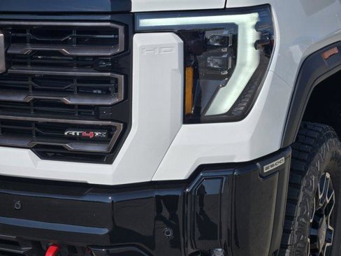 New 2026 GMC Sierra 2500 AT4X image 6