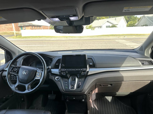Used 2018 Honda Odyssey Touring image 14