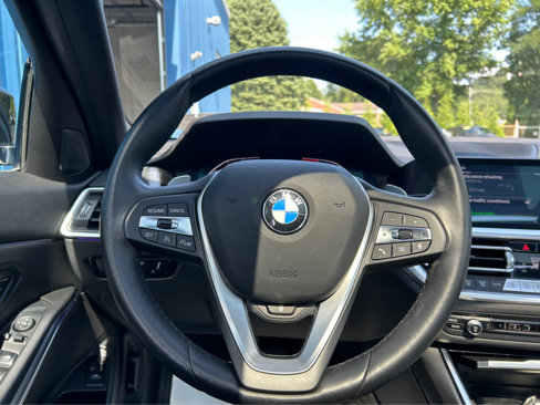 Used 2022 BMW 330i xDrive Sedan w/ Driving Assistance Package image 10