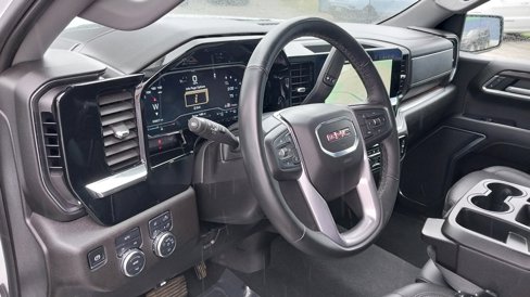 Used 2025 GMC Sierra 1500 SLT image 17
