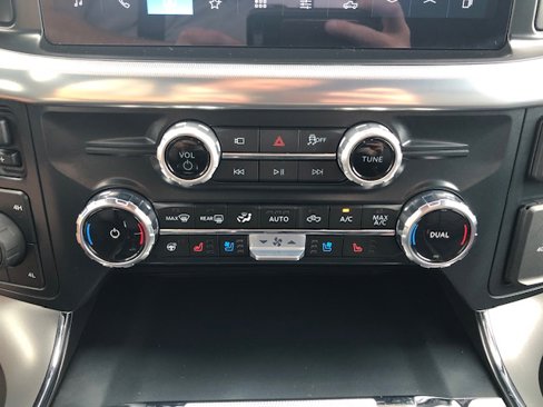 New 2025 Ford F150 Lariat image 22