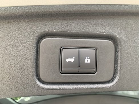New 2025 Nissan Pathfinder SL image 29