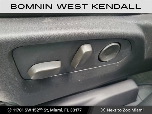 Used 2025 Chevrolet Silverado 1500 High Country image 12