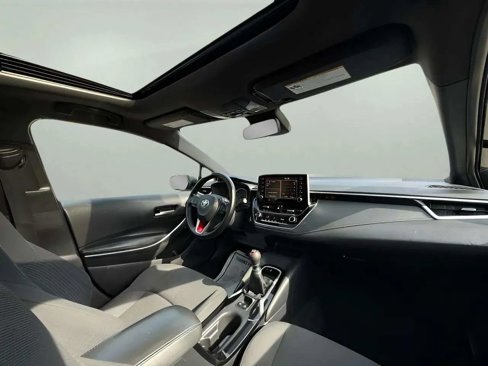 Used 2020 Toyota Corolla SE image 28