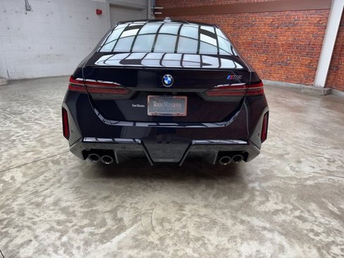 New 2026 BMW M5 image 4
