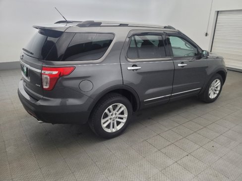 Used 2015 Ford Explorer XLT w/ Equipment Group 201B image 10