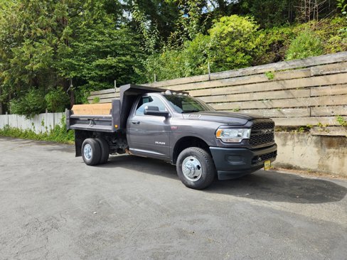 Used 2022 RAM 3500 Tradesman image 11