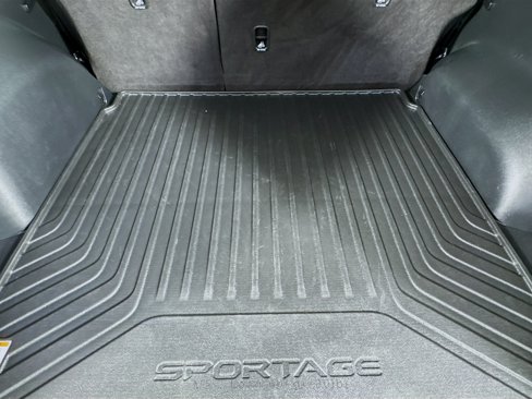 Used 2025 Kia Sportage EX w/ Premium Package image 34