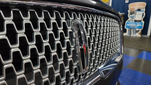 Used 2020 Lincoln MKZ image 44