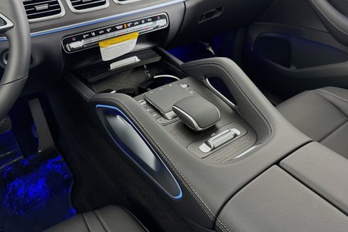 New 2026 Mercedes-Benz GLS 450 4MATIC image 5