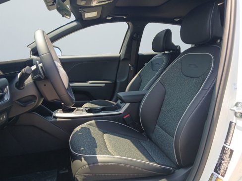 New 2025 Kia K4 GT-Line w/ GT-Line Sunroof Package image 9