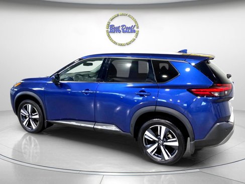 Used 2021 Nissan Rogue SL image 3