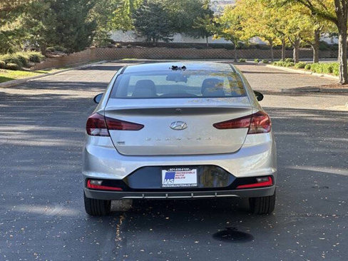 Used 2020 Hyundai Elantra SEL image 4