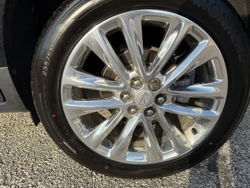Used 2019 Cadillac XT5 Premium Luxury w/ Driver Assist Package image 25