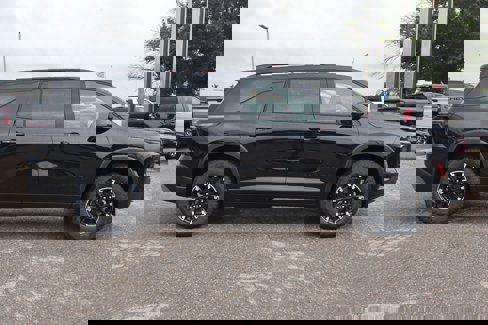 New 2026 Chevrolet Traverse Z71 w/ Enhanced Driving Package image 3