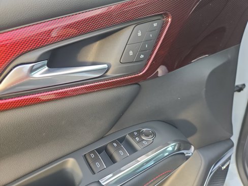 New 2026 Chevrolet Traverse RS w/ LPO, Floor Liner Package image 17