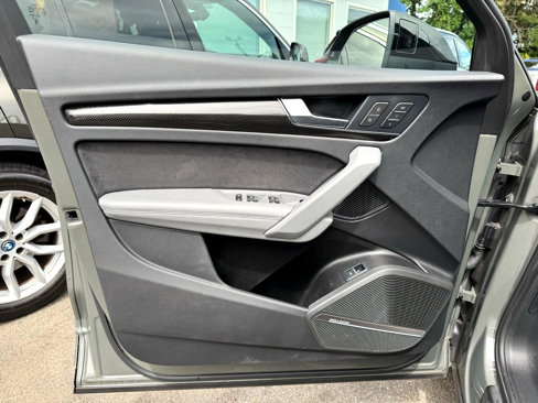Used 2024 Audi SQ5 Prestige image 12