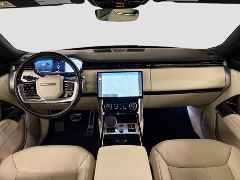 Used 2023 Land Rover Range Rover SE image 9