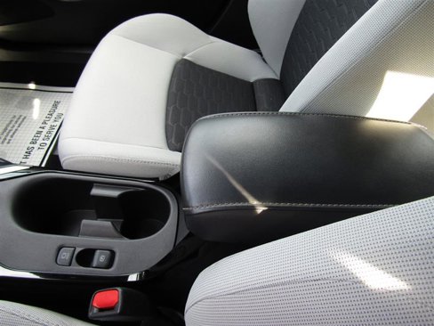 Used 2023 Toyota Corolla SE w/ SE Premium Package image 22