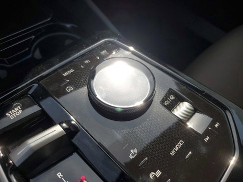 Used 2025 BMW i5 M60 w/ Premium Package image 26