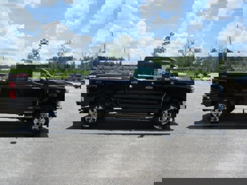 New 2025 Ford F250 Lariat image 6