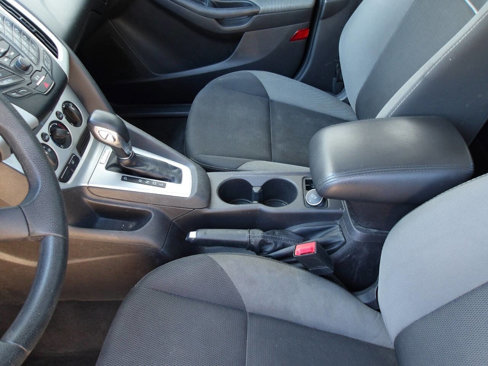 Used 2014 Ford Focus SE image 16