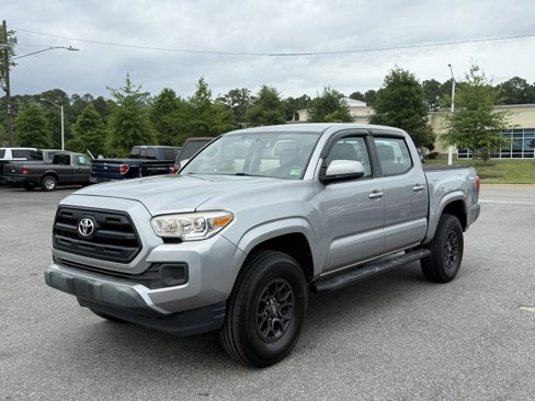 Used 2016 Toyota Tacoma SR image 1