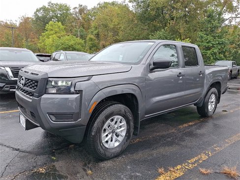 New 2026 Nissan Frontier S image 2