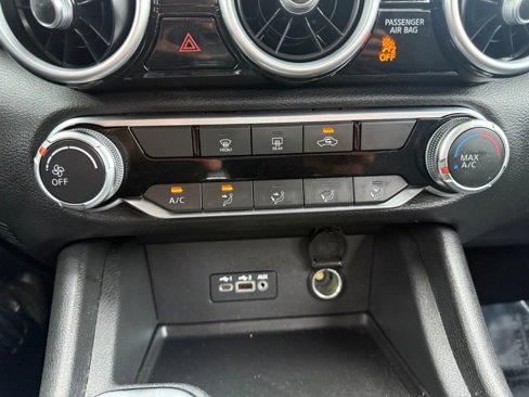 Used 2022 Nissan Sentra SV image 34