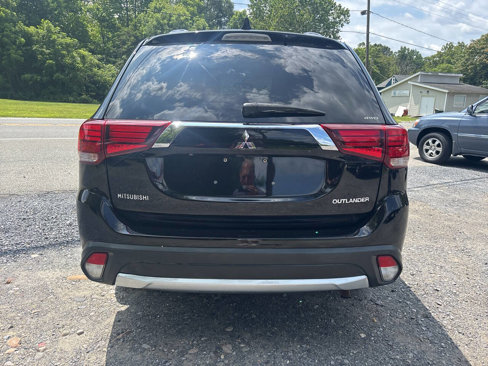 Used 2017 Mitsubishi Outlander ES image 14