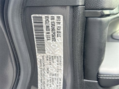 Used 2023 Jeep Grand Cherokee Altitude image 30