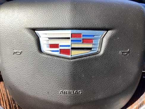 Used 2021 Cadillac Escalade Premium Luxury image 21
