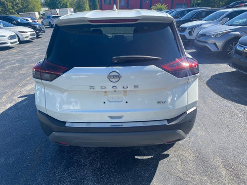 Used 2023 Nissan Rogue SV image 8