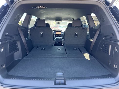 New 2026 GMC Acadia Elevation image 40