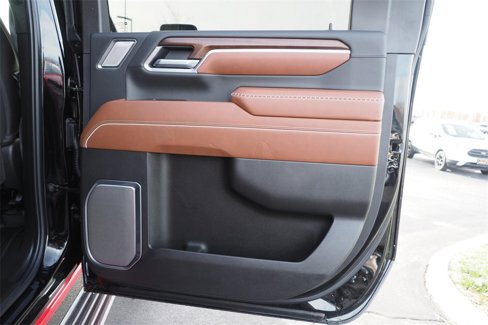 Used 2025 GMC Sierra 3500 Denali Ultimate image 26