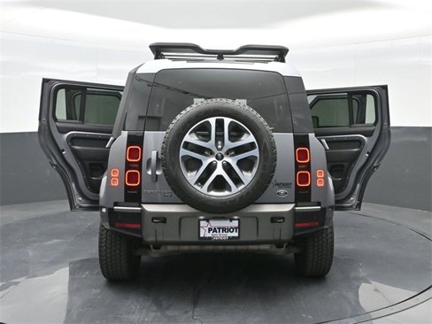 Used 2021 Land Rover Defender 110 X-Dynamic HSE image 58