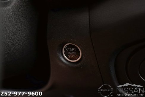 Used 2024 Nissan Frontier SV w/ SV Convenience Package image 20