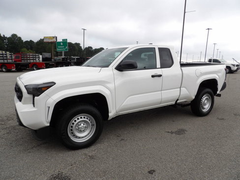 Used 2024 Toyota Tacoma SR image 3